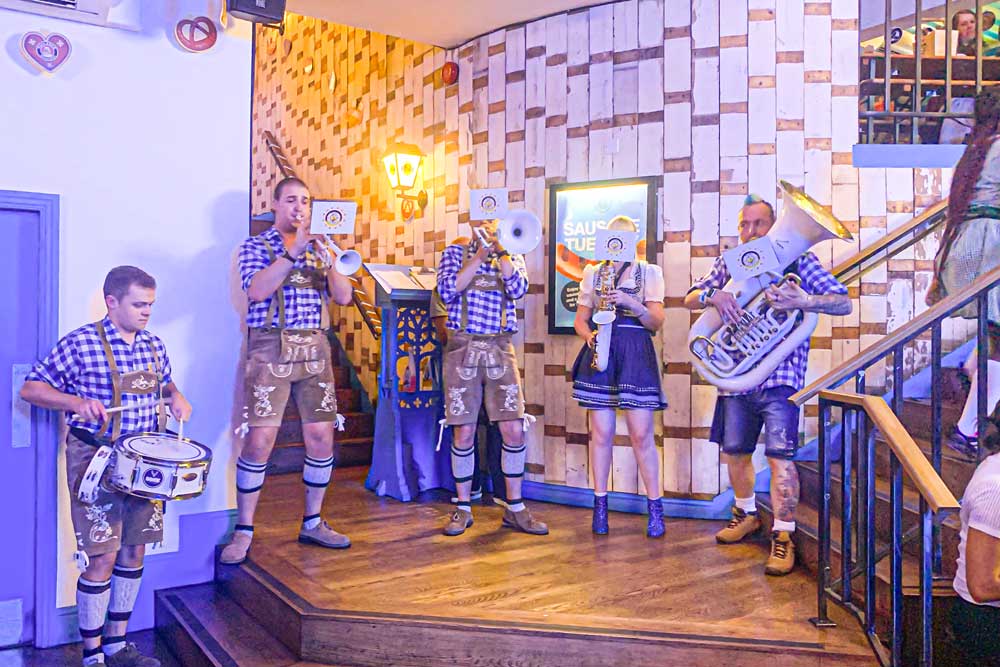 Oompah-Band-Web