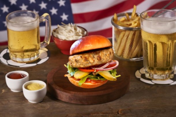 Frikadellen Burger football themed